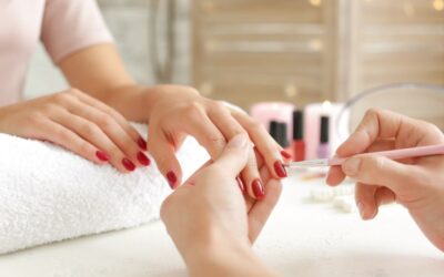 MANICURE